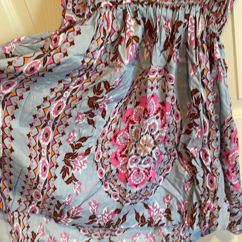 Adorable sun dress! - Picture 4 of 4
